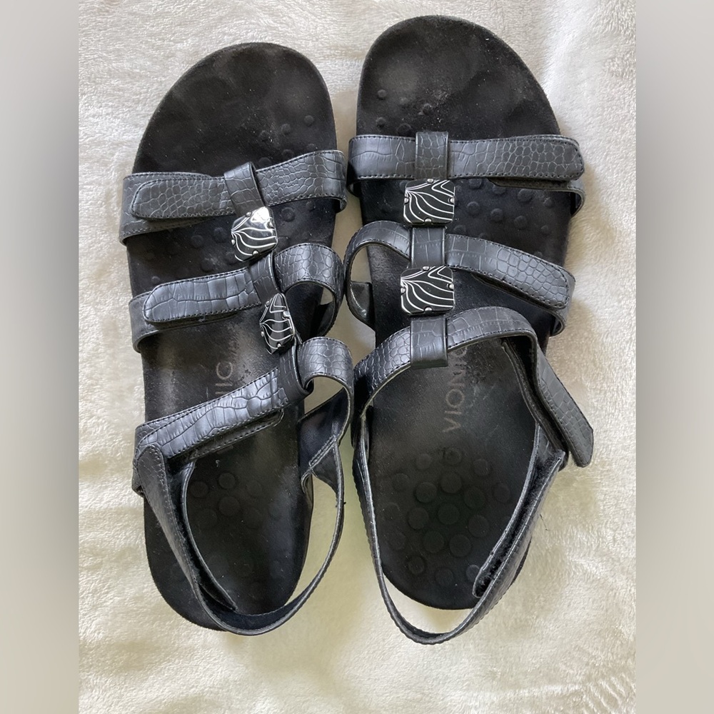 Vionic Black Strappy Comfort Sandals with Decorative Buckles Size 11